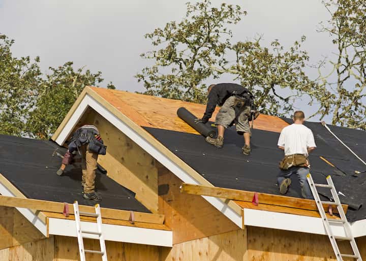 Professional roofers in Sebastian